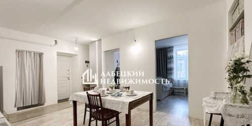 2-комн квартира Фурштатская ул,  д. 10