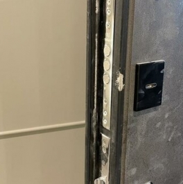 Продажа 4-комн квартиры на вторичном рынке Лодейнопольская улица,  д. 8