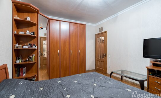 Продажа 3-комн квартиры на вторичном рынке Верхние Поля ул,  д. 45 к4