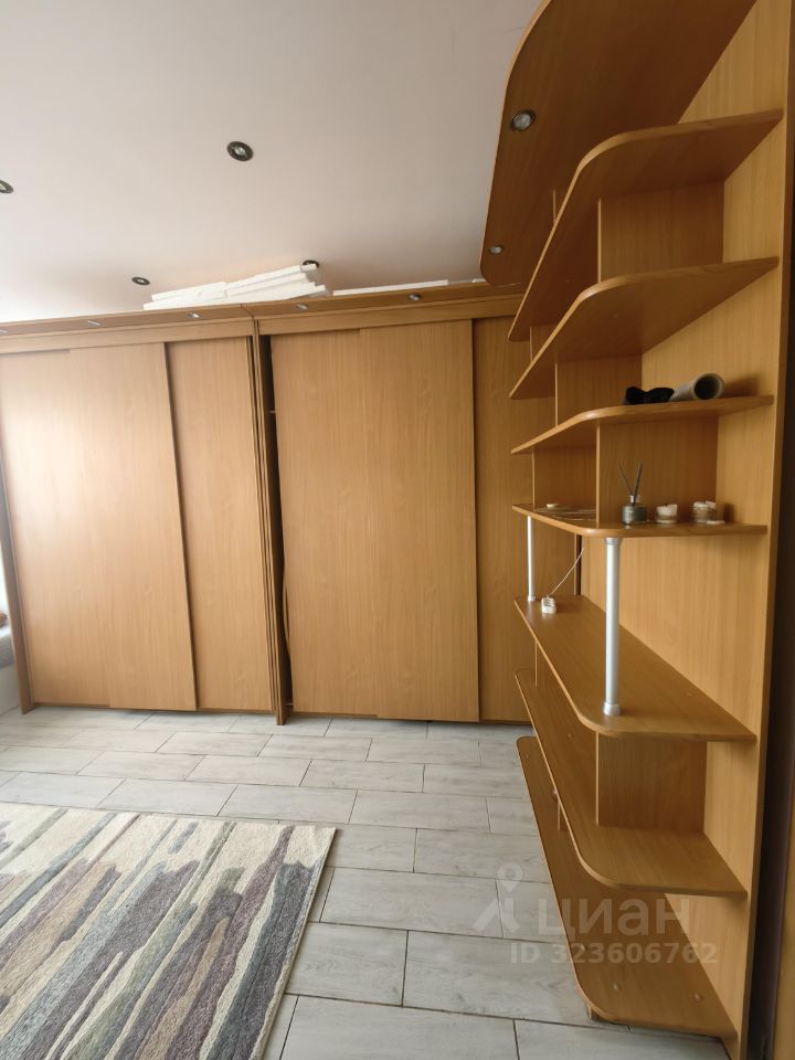 Аренда 2-комн квартиры на вторичном рынке Ракетный бульвар, 8