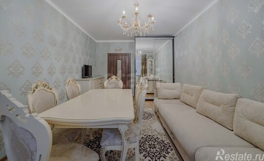 Продажа 2-комн квартиры на вторичном рынке ул Русановская,  д. 17,  к. 1