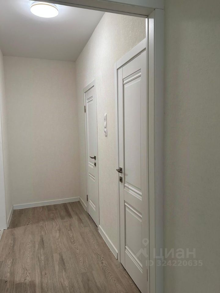 Продажа 1-комн квартиры на вторичном рынке Комендантский проспект, 12к1