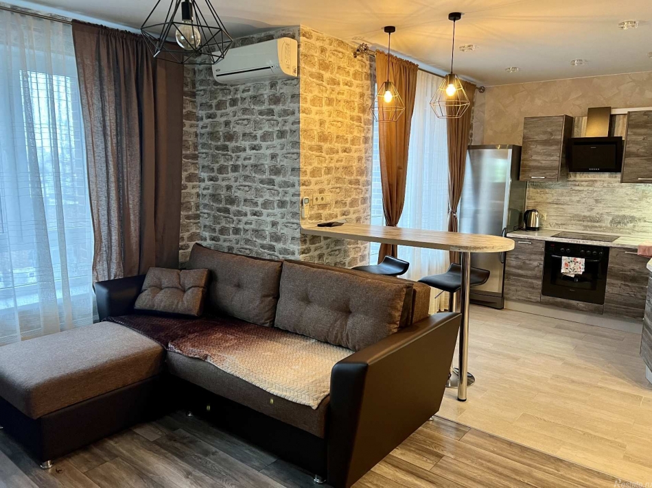 Продажа 1-комн квартиры на вторичном рынке Петергофское ш,  д. 84,  к. 19