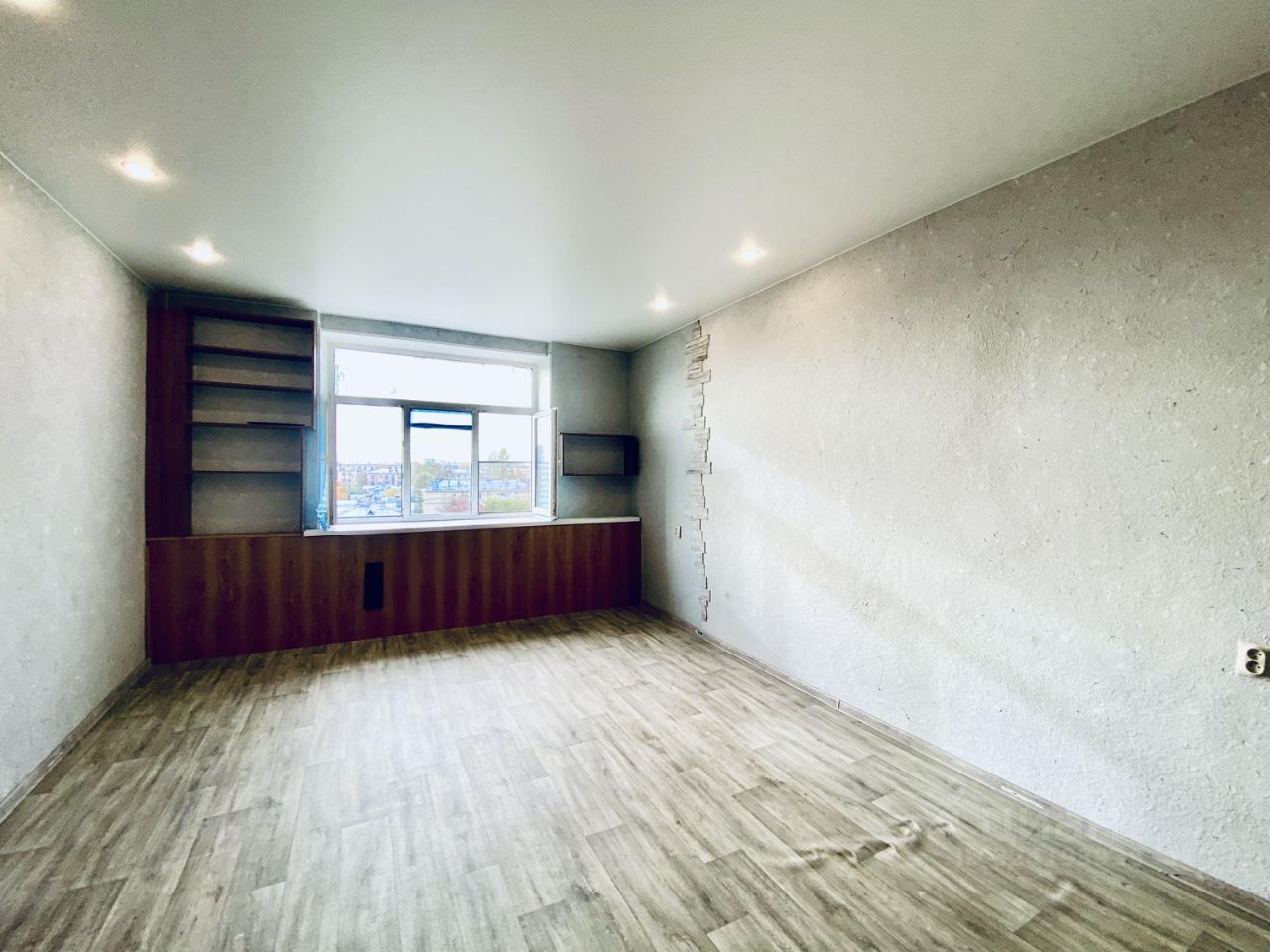 Продажа комнаты проспект Обуховской обороны, 95К1