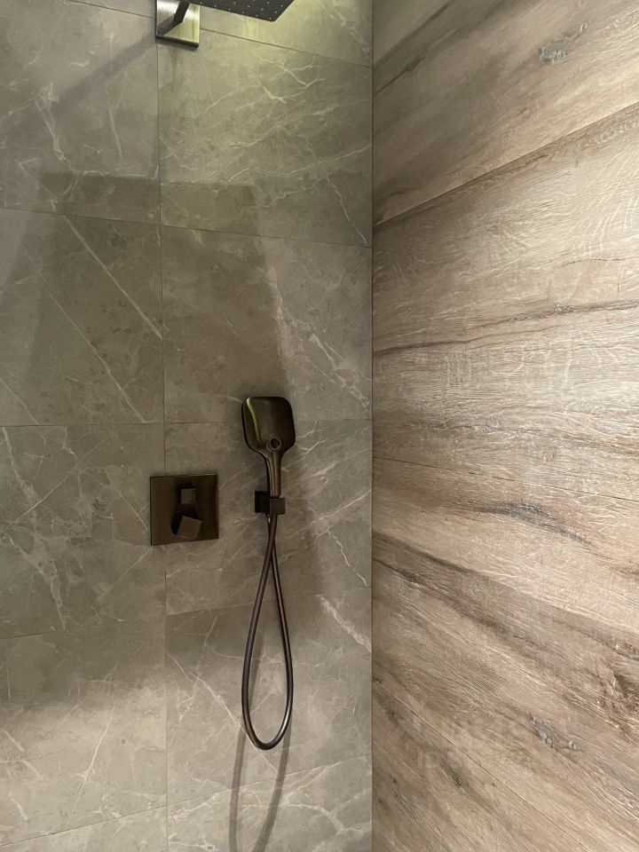 Продажа 3-комн квартиры на вторичном рынке улица Дыбенко, 7/1