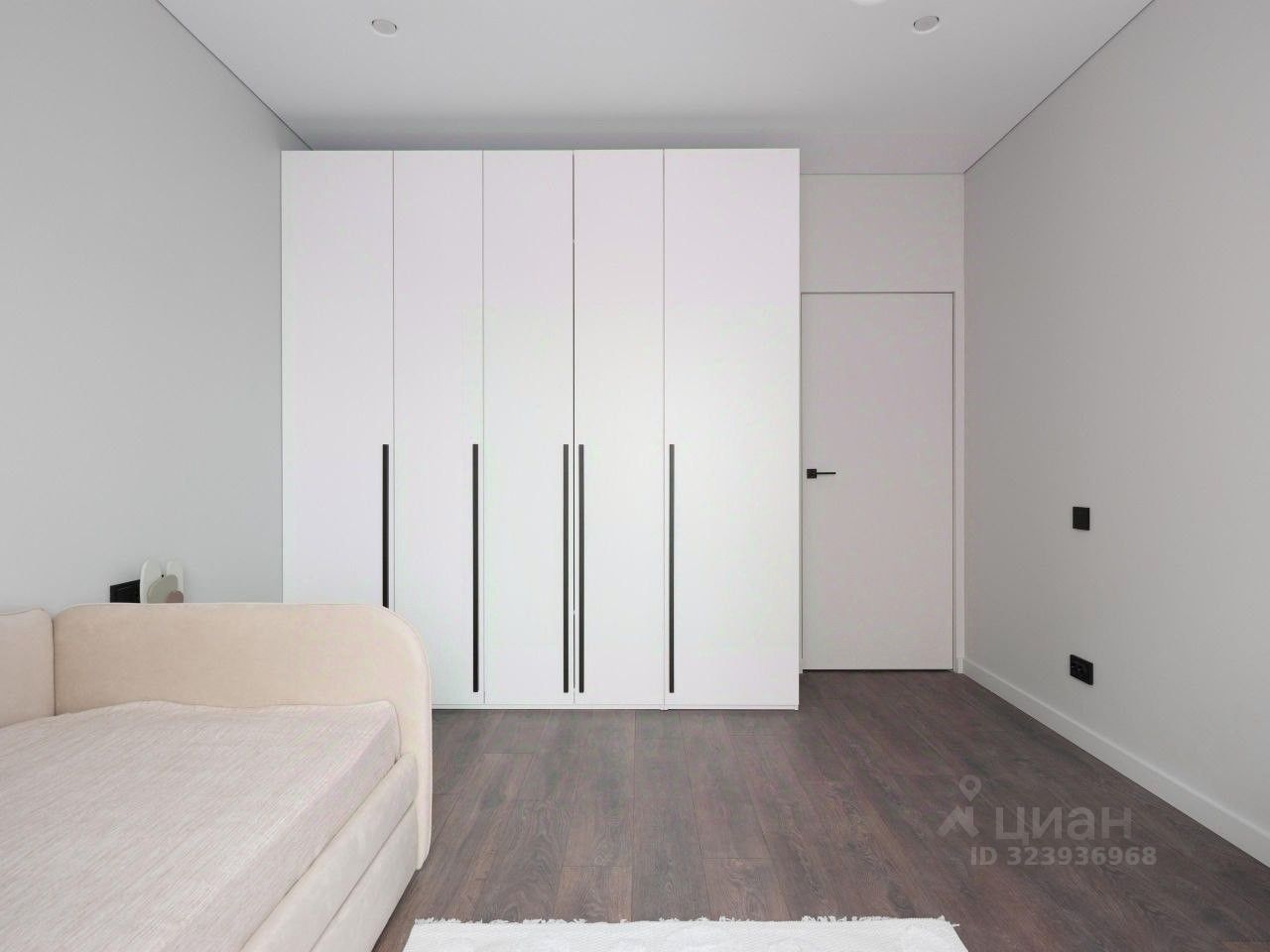 Продажа 3-комн квартиры на вторичном рынке улица Усачева, 2С3