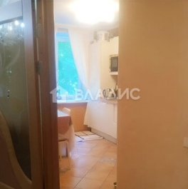 Продажа 2-комн квартиры на вторичном рынке улица Карбышева,  д. 10