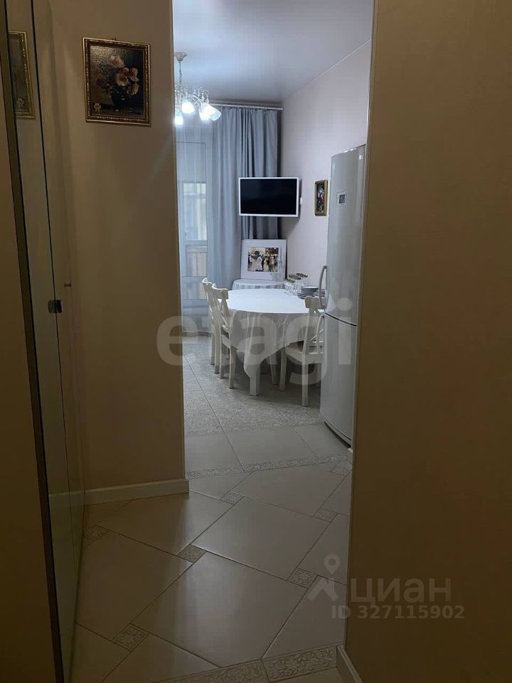 Продажа 2-комн квартиры на вторичном рынке Киевская улица, 3