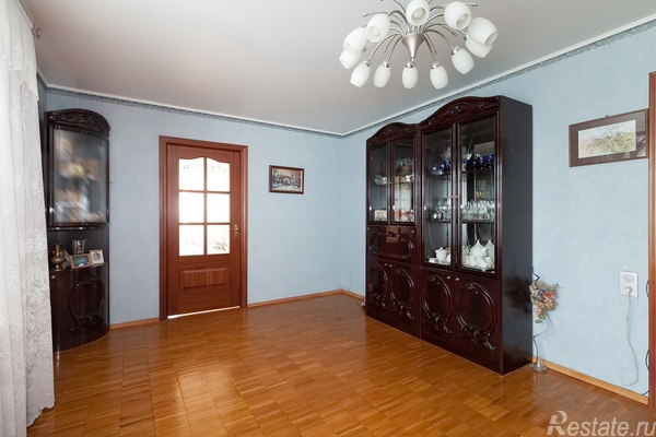 Продажа 3-комн квартиры на вторичном рынке 2-я Синичкина ул,  д. 13
