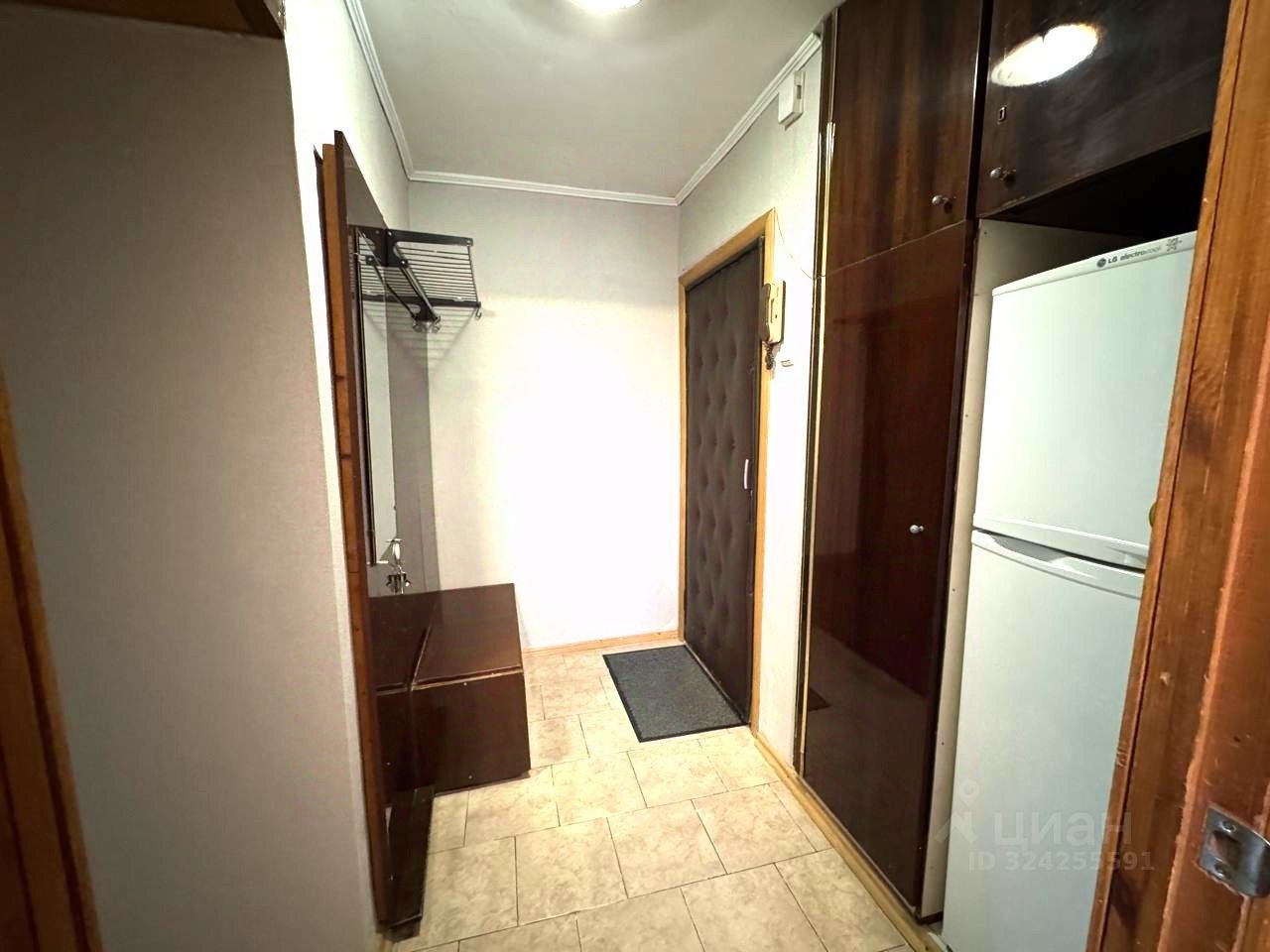 Продажа 2-комн квартиры на вторичном рынке Беломорская улица, 8