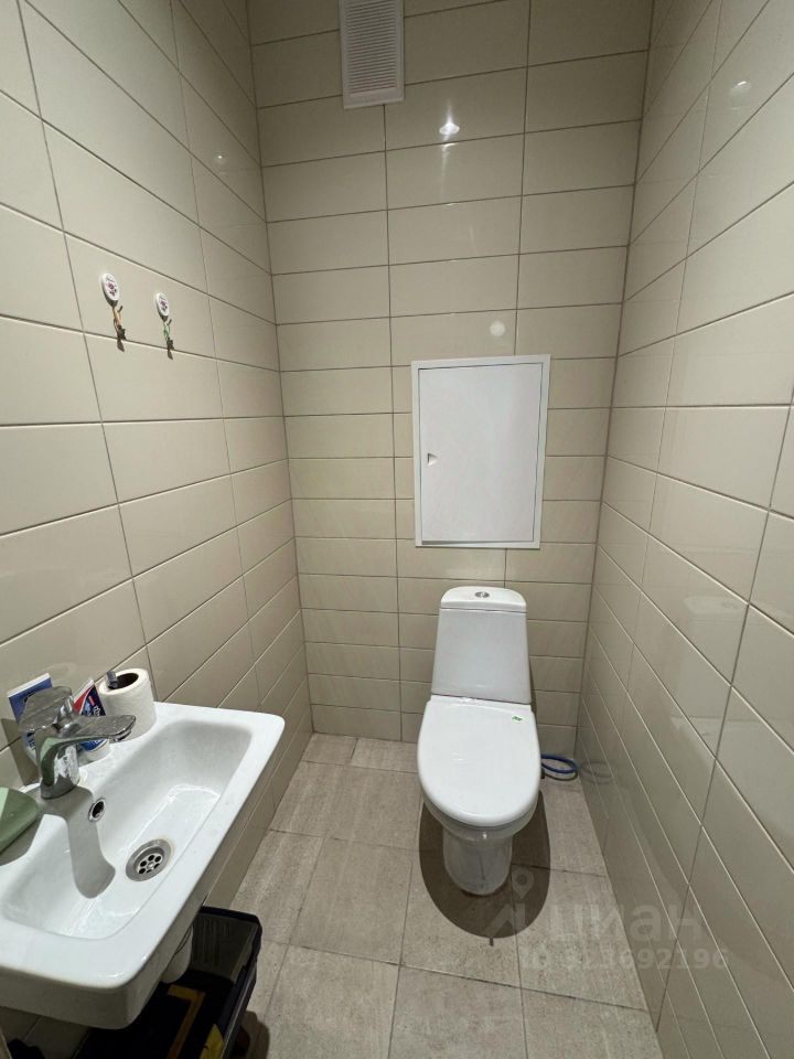 Продажа 2-комн квартиры на вторичном рынке улица Яблочкова, 28