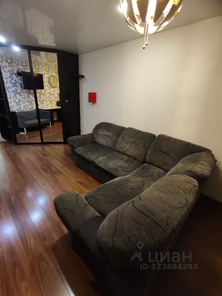 Продажа 1-комн квартиры на вторичном рынке улица Коммуны, 28к1