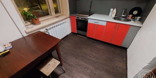 4-комн квартира Петергоф г., Шахматова ул. ,  д. 4,  к. 1