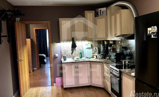 Продажа 1-комн квартиры на вторичном рынке Колпино г, Павловская ул,  д. 63,  к. 1