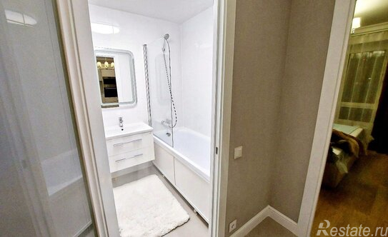 Продажа 1-комн квартиры на вторичном рынке Красная горка, Весенняя улица,  д. 10