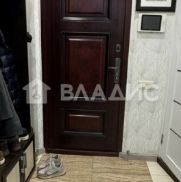 Продажа 3-комн квартиры на вторичном рынке ул Авиаконструктора Петлякова,  д. 11