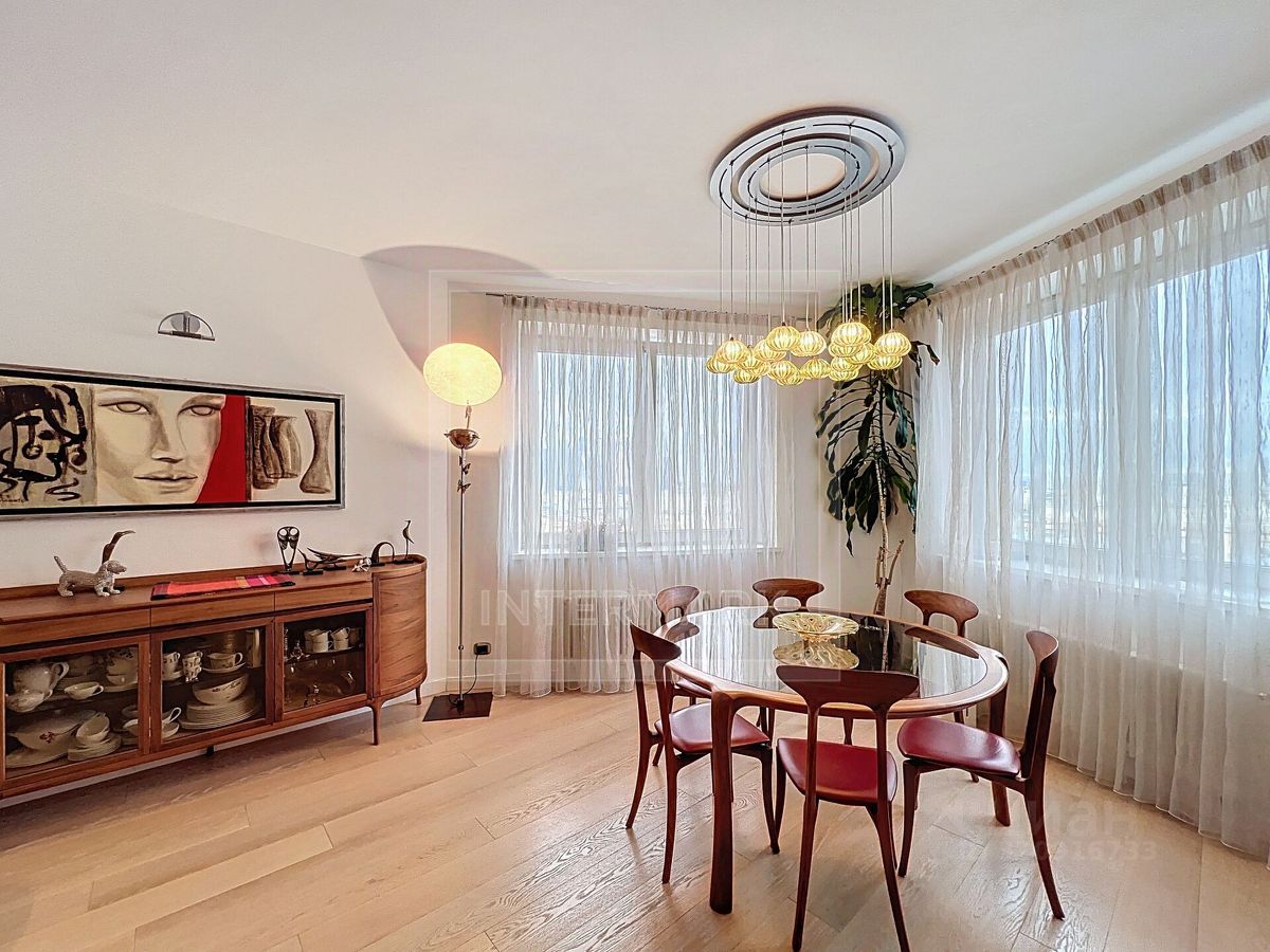 Аренда 4-комн квартиры на вторичном рынке Ружейный переулок, 3