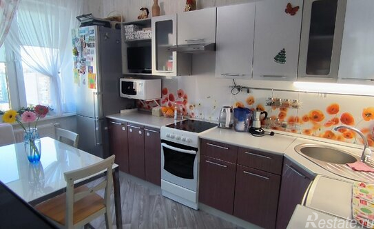 Продажа 1-комн квартиры на вторичном рынке Сосновый Бор г, Парковая ул,  д. 21а