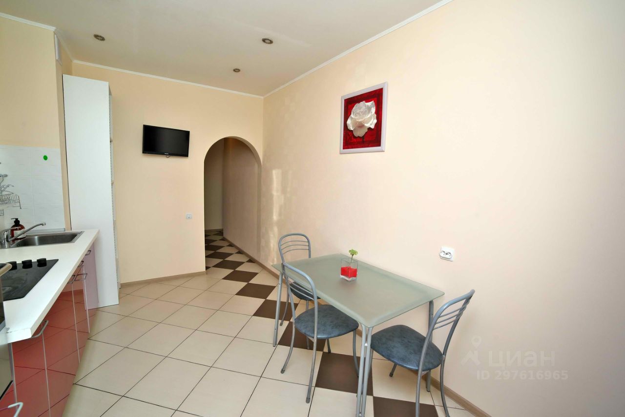 Аренда 1-комн квартиры на вторичном рынке улица Брянцева, 15к2