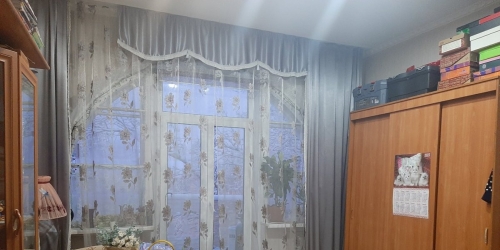 3-комн квартира Петергоф г., Санкт-Петербургский просп.,  д. 14