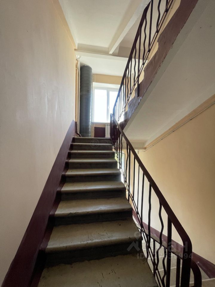 Продажа 2-комн квартиры на вторичном рынке улица Пилота Нестерова, 7