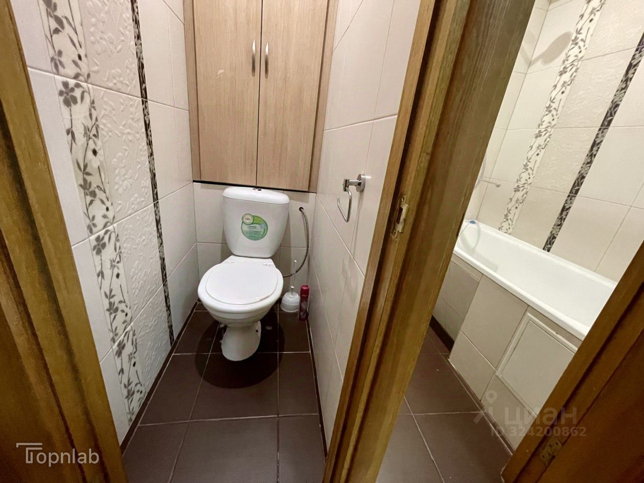 Продажа 3-комн квартиры на вторичном рынке Братская улица, 17К2