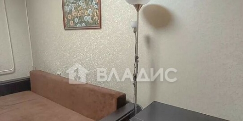 2-комн квартира Алтайская улица,  д. 4