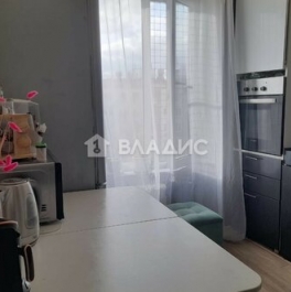 Продажа 3-комн квартиры на вторичном рынке Молодогвардейская улица,  д. 5