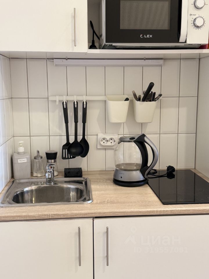 Продажа студии Большой Сампсониевский проспект, 31