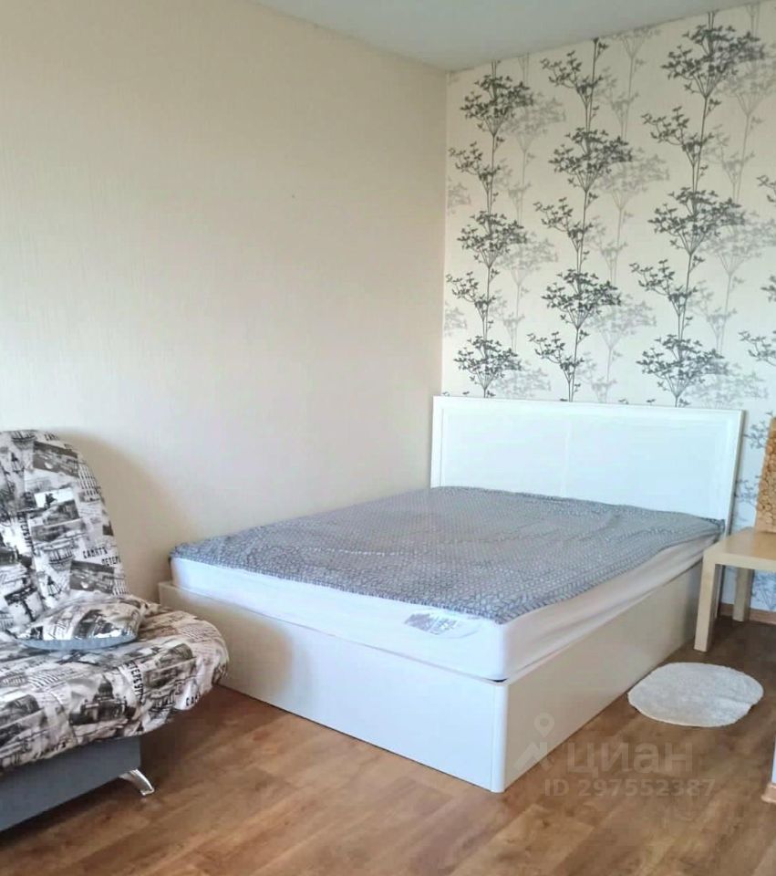 Аренда 1-комн квартиры на вторичном рынке улица Вешних Вод, 2К6