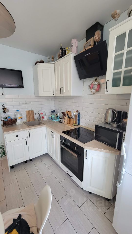 Продажа 1-комн квартиры на вторичном рынке Красногорск, улица Народного Ополчения, 2Бк2