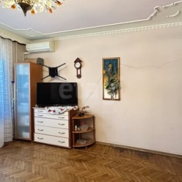 Продажа 2-комн квартиры на вторичном рынке улица Крупской,  д. 11