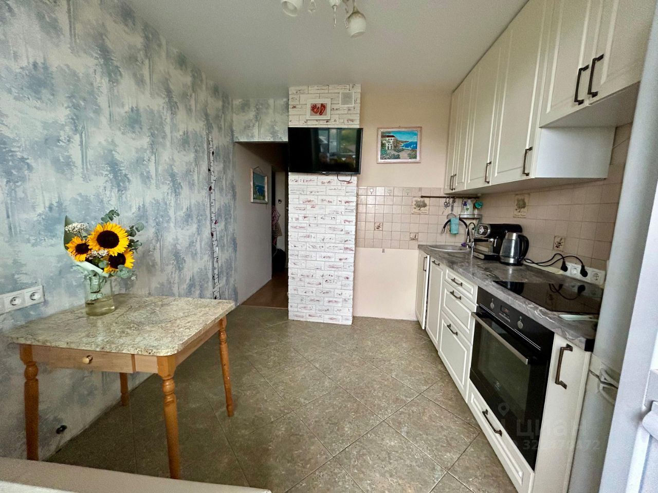 Продажа 1-комн квартиры на вторичном рынке Изюмская улица, 37к3