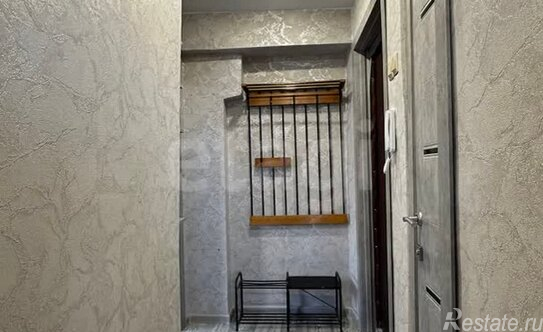 Аренда 2-комн квартиры на вторичном рынке ул Молостовых,  д. 11,  к. 2