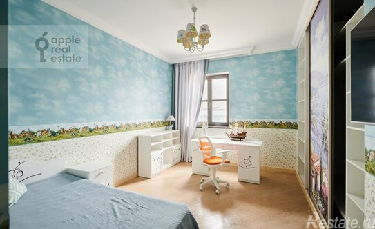 Аренда 4-комн квартиры на вторичном рынке ул Хамовнический Вал,  д. 36