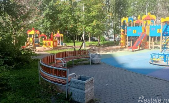 Продажа 2-комн квартиры на вторичном рынке Планерная ул,  д. 23,  к. 1