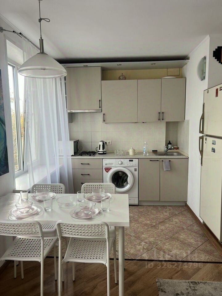 Продажа 2-комн квартиры на вторичном рынке Порядковый пер,  д. 8