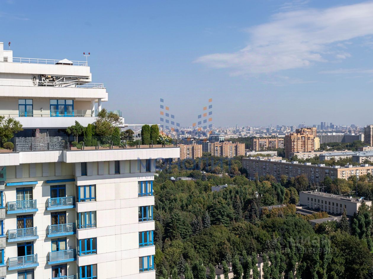 Продажа 3-комн квартиры на вторичном рынке Мосфильмовская улица, 70к3