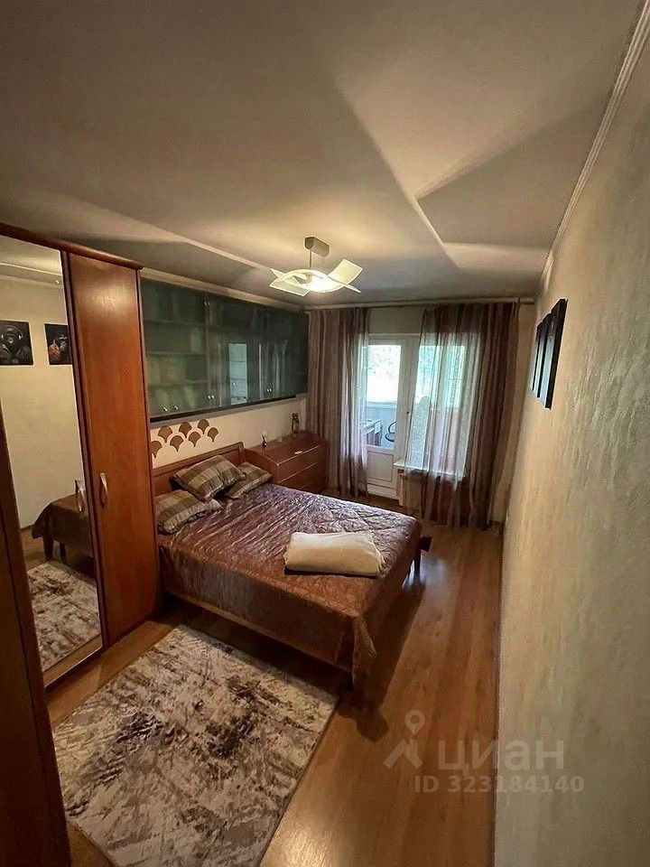 Аренда 3-комн квартиры на вторичном рынке улица Теплый Стан, 21К6