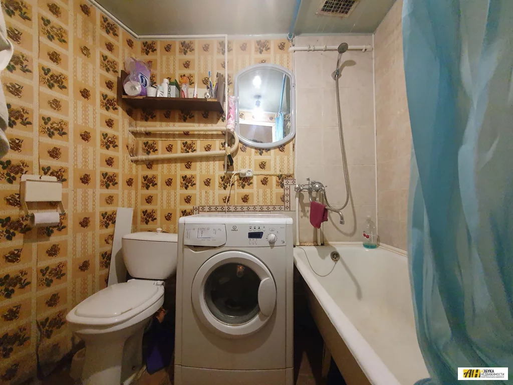 Продажа 1-комн квартиры на вторичном рынке Лобня, ул. Чкалова,  д. 17