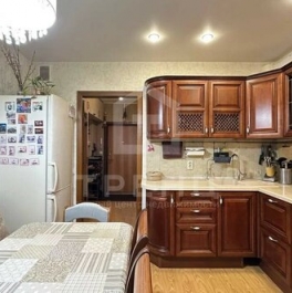 Продажа 2-комн квартиры на вторичном рынке Кудрово г, Ленинградская ул,  д. 5