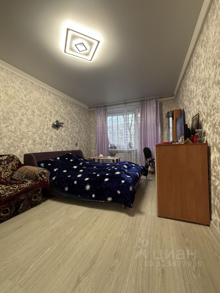 Продажа 2-комн квартиры на вторичном рынке Колпино, улица Веры Слуцкой, 40