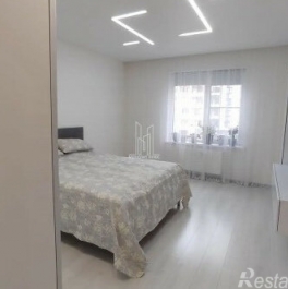 Продажа 2-комн квартиры на вторичном рынке Ветеранов пр-кт,  д. 179