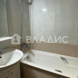Продажа 2-комн квартиры на вторичном рынке Юрловский проезд,  д. 11
