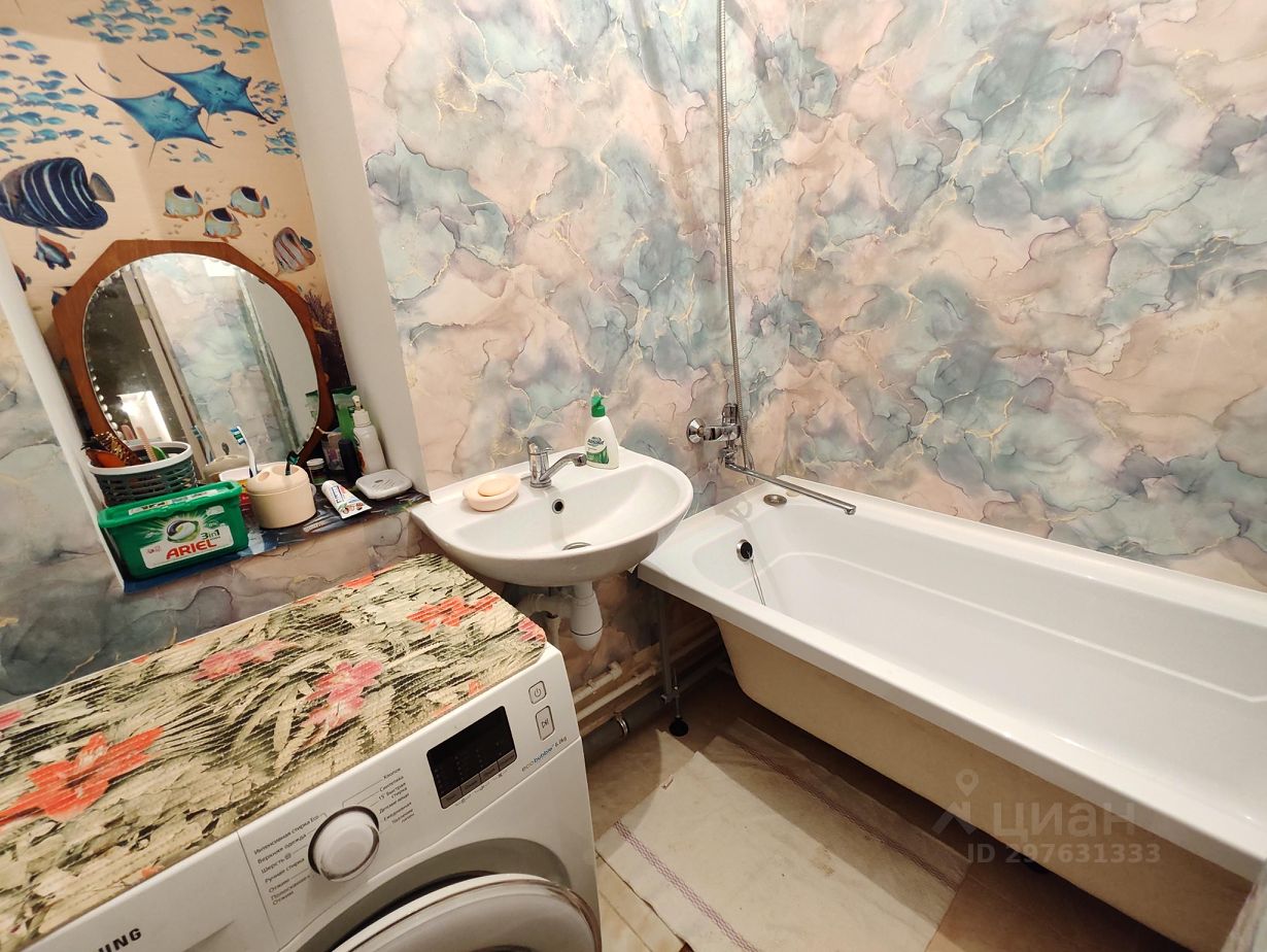 Продажа 3-комн квартиры на вторичном рынке Чкаловский проспект, 28