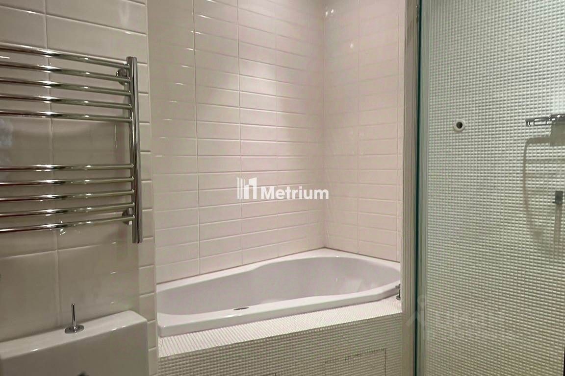 Продажа 3-комн квартиры на вторичном рынке Малый Новопесковский переулок, 8