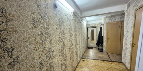 3-комн квартира улица Белы Куна,  д. 14