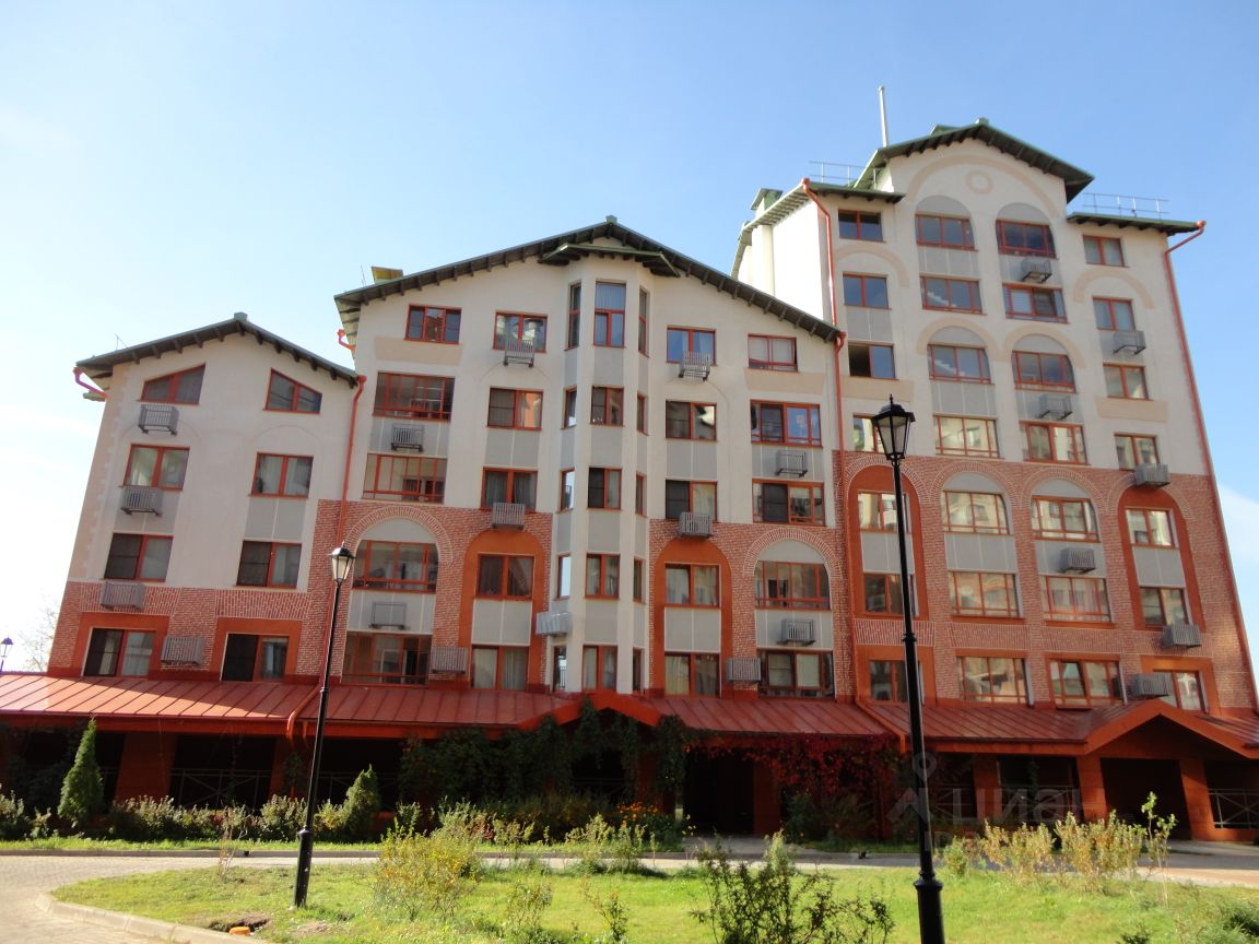 Продажа 2-комн квартиры на вторичном рынке пос. Развилка, проезд Римский, 1