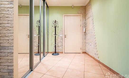 Продажа 3-комн квартиры на вторичном рынке Энгельса пр-кт,  д. 28