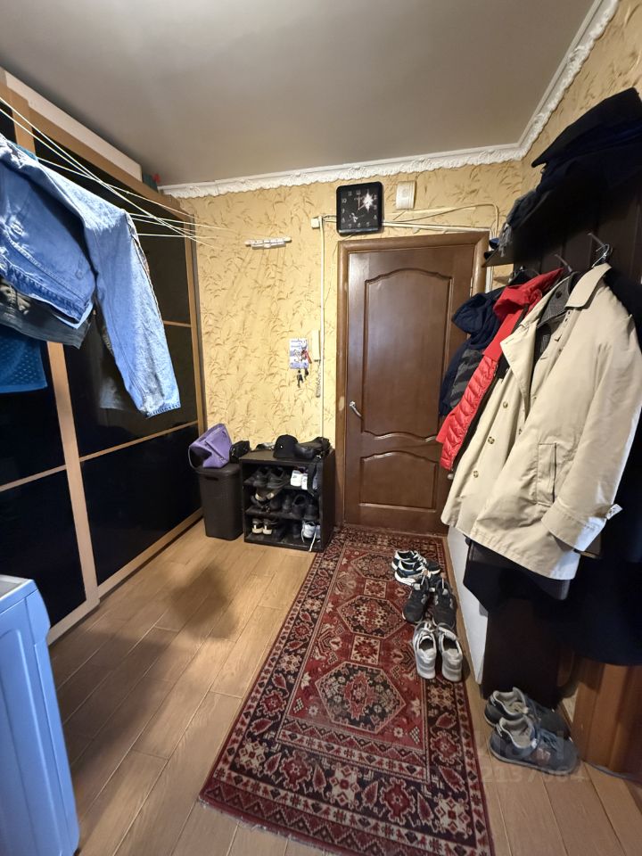 Продажа 3-комн квартиры на вторичном рынке Аэродромная улица, 11к3